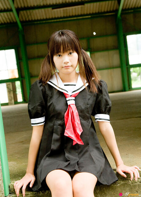 Asian School Girls Pics